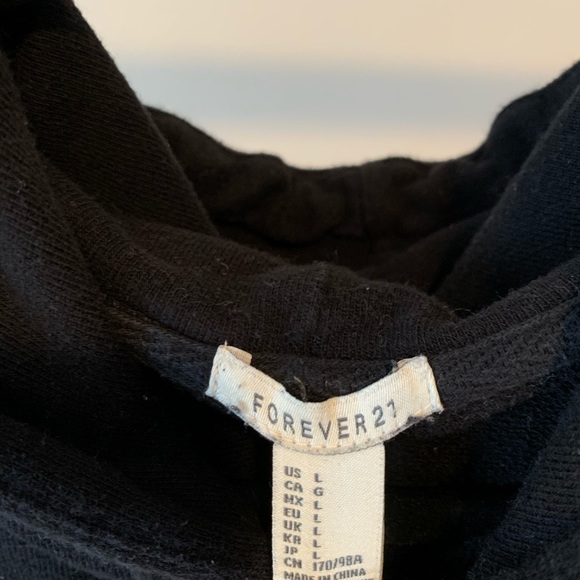 Forever 21 Love sweatshirt - Picture 4 of 5